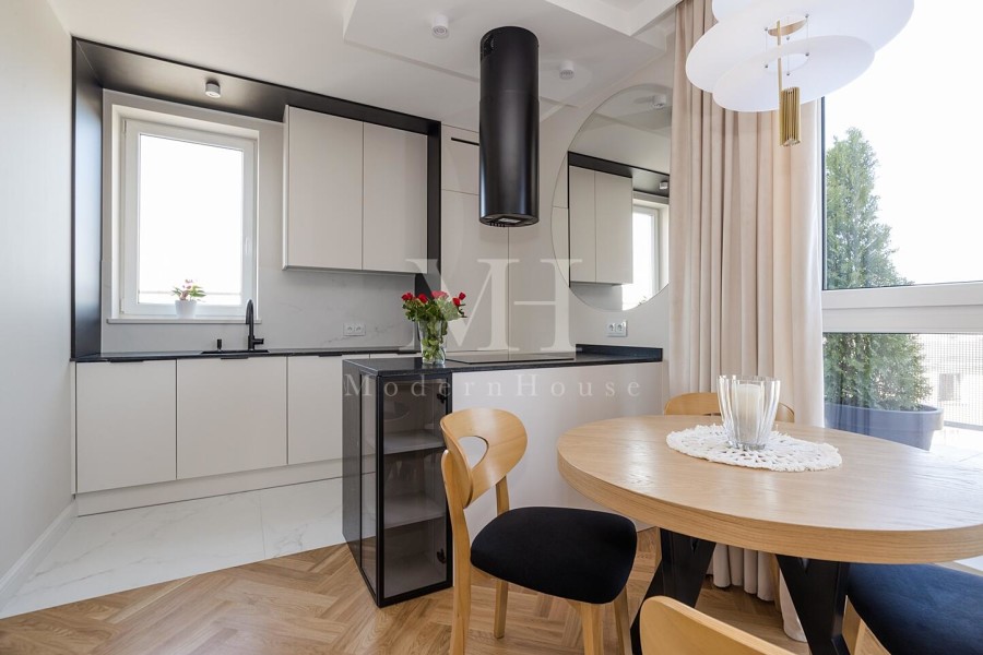 Warszawa, Warszawa, Warszawa, Nowosielecka, 3Pokoje  2 Łazienki 2 Tarasy38m2 HighStanard Garaż