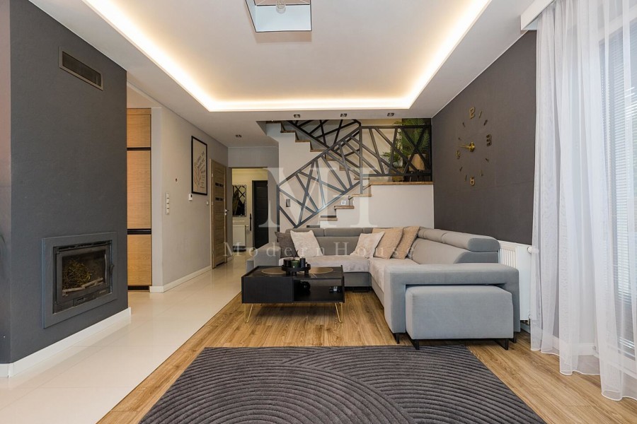 legionowski, Nieporęt, Nieporęt, al. Zwycięstwa, Dom jednorodzinny 193,89 m² – funkcjonalny układ, spokojna okolica!