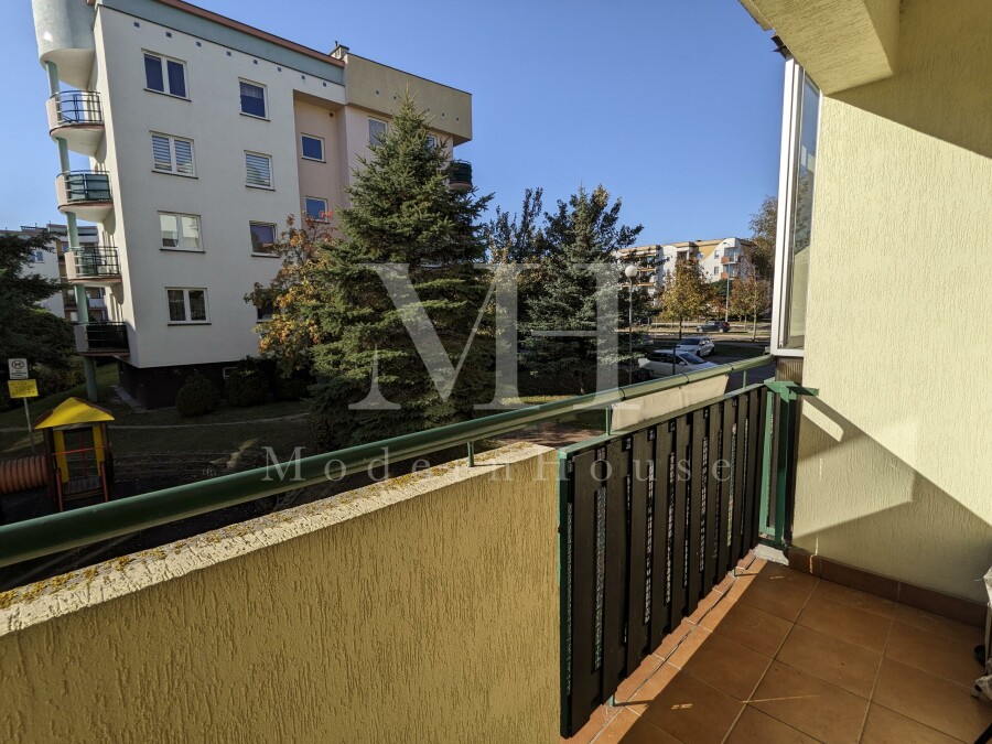 białostocki, Białystok, Białystok, Komisji Edukacji Narodowej, Dwupokojowe mieszkanie z balkonem na parterze 32m2