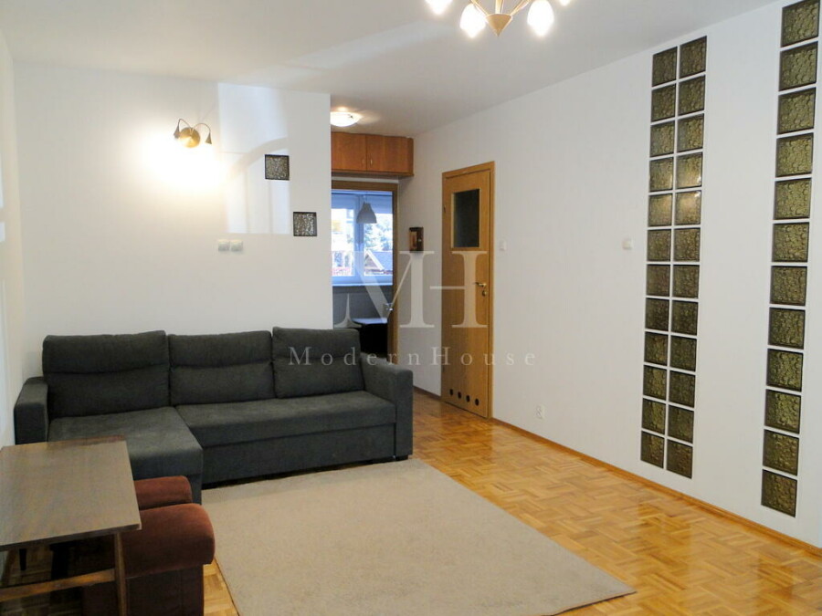 Białystok, Kraszewskiego, Dwa  pokoje - parter- Bojary -duży balkon - garaż.