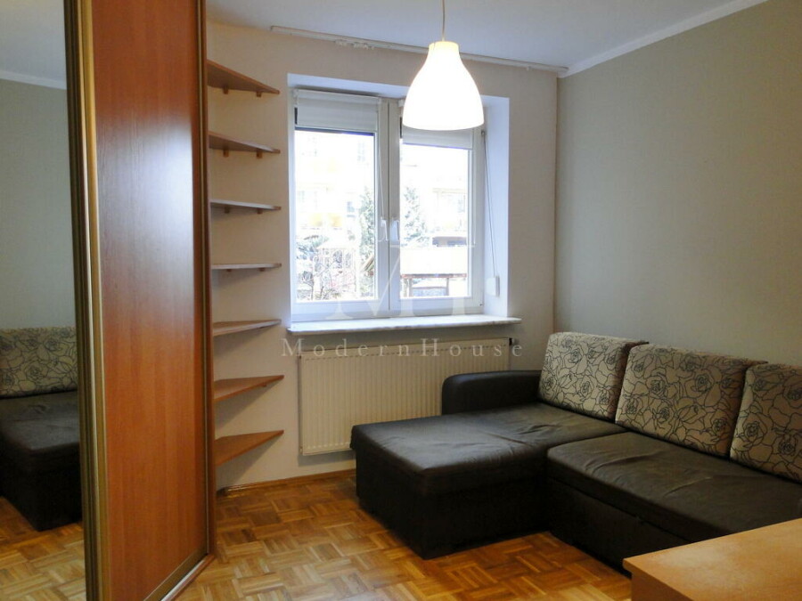 Białystok, Kraszewskiego, Dwa  pokoje - parter- Bojary -duży balkon - garaż.