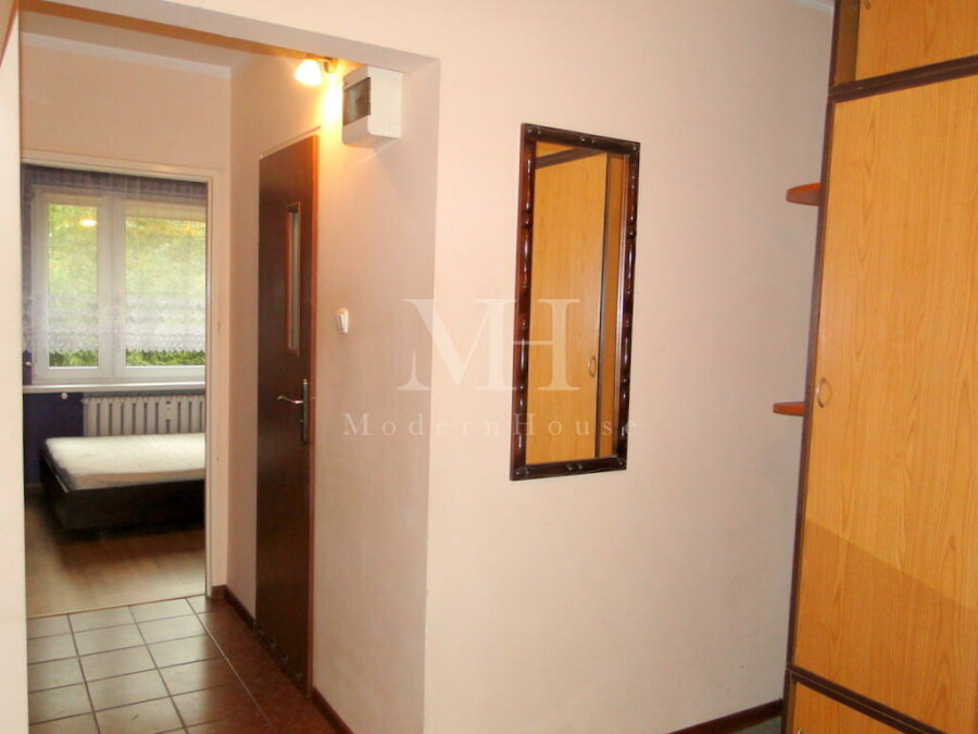 Białystok, Gajowa, Dwa pokoje na parterze na osiedlu Dziesięciny.