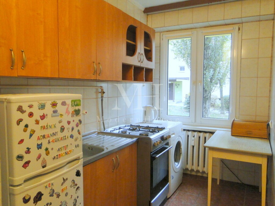 Białystok, Gajowa, Dwa pokoje na parterze na osiedlu Dziesięciny.