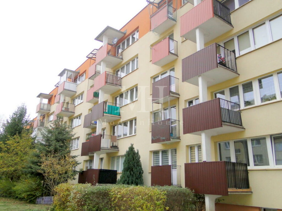 Białystok, Gajowa, Dwa pokoje na parterze na osiedlu Dziesięciny.