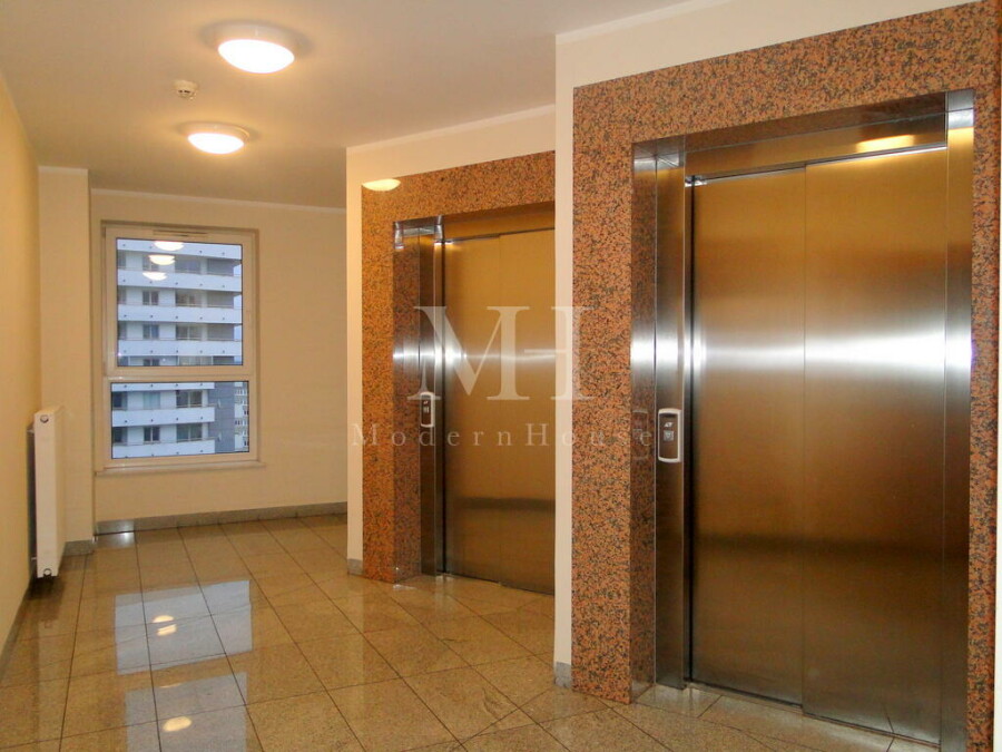 Białystok, Prezydenta Ryszarda Kaczorowskiego, Mieszkanie -Kaczorowskiego  7 - Wysoki standard.