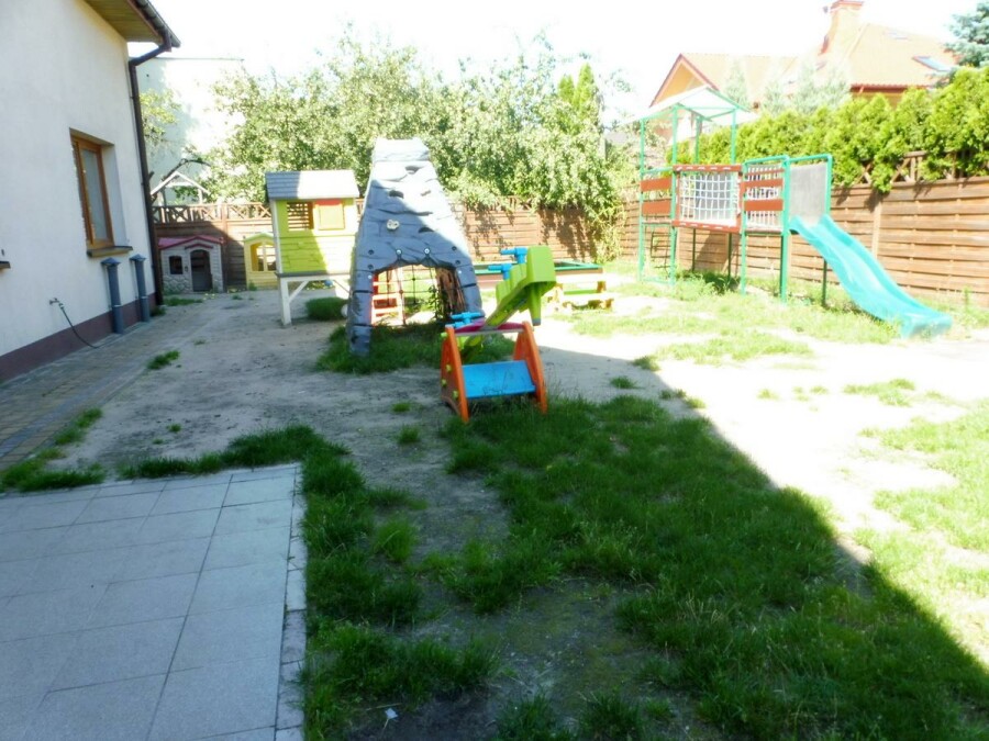 Białystok, Mieczysława Karłowicza, Dom rodzinie+działalność lub kwatery pracownicze.