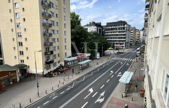 mazowieckie, Warszawa, Lokal Usługowy / Mieszkalny w Sercu Warszawy