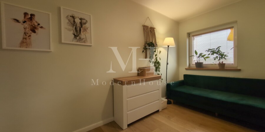 hajnowski, Hajnówka, Hajnówka, Lipowa, Trzypokojowe mieszkanie na ostanim piętrze w bloku z windą