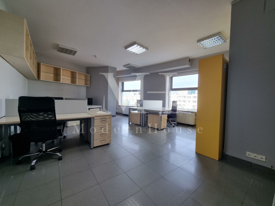 Warszawa, Warszawa, Warszawa, al. Jana Pawła II, Biuro w świetnej lokalizacji - dostępne od zaraz!