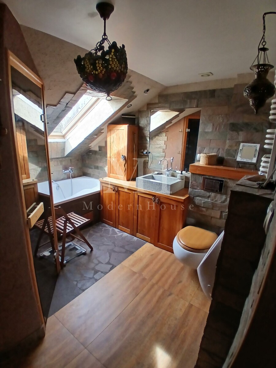 otwocki, Otwock, Otwock, Stanisława Lema, Dwupoziomowe mieszkanie 87 m² z sauną i miejscem postojowym w cenie