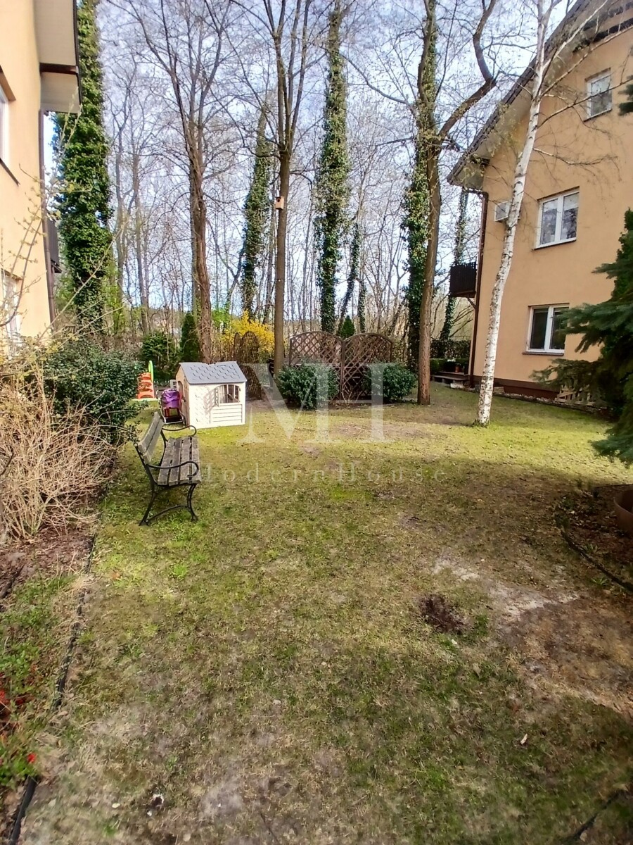 otwocki, Otwock, Otwock, Stanisława Lema, Dwupoziomowe mieszkanie 87 m² z sauną i miejscem postojowym w cenie