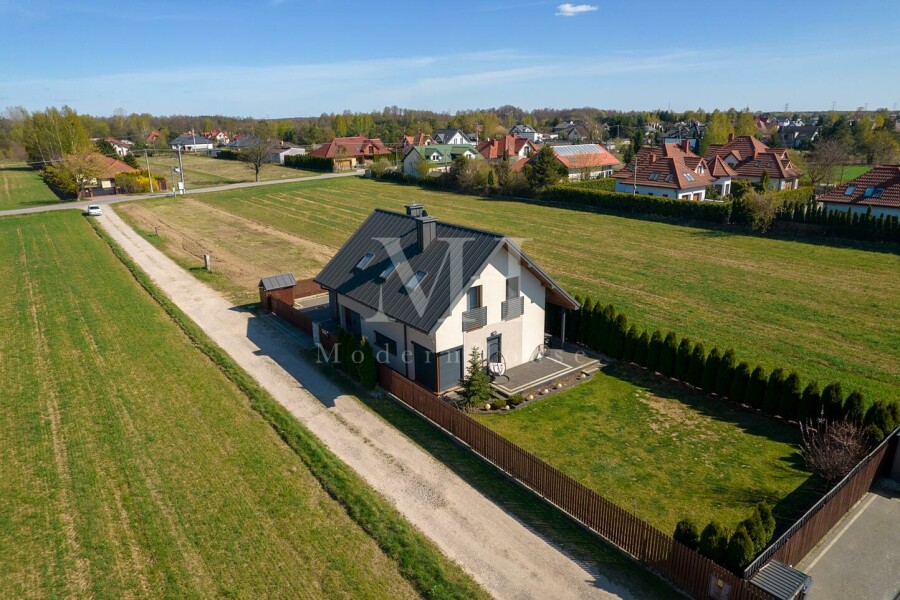 legionowski, Nieporęt, Nieporęt, al. Zwycięstwa, Dom wolnostojący - 3 km od jeziora Zegrzyńskiego.