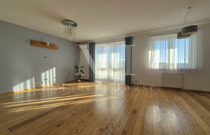 podlaskie, Białystok, Dwa piętra na Nowym Mieście | 3 sypialnie + salon z jadalnią