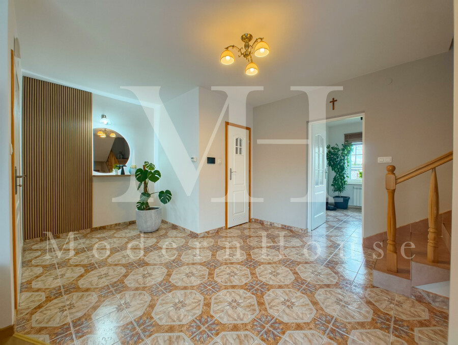 moniecki, Mońki, Mońki, Henryka Sienkiewicza, Wyjątkowy dom w Mońkach – 170 m² komfortu + lokal z potencjałem 54 m²