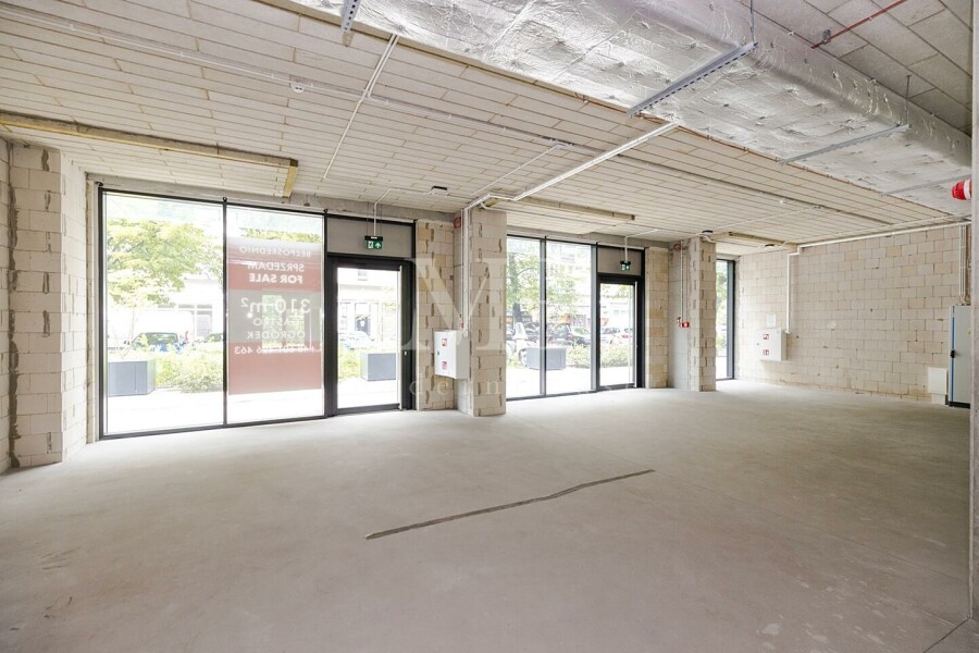 Warszawa, Grzybowska, 309 m² przy Rondzie ONZ | Witryny | Ogródek | Ciężka Gastronomia.