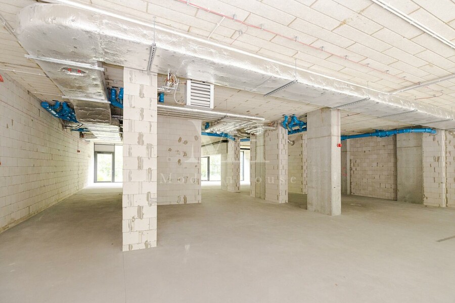 Warszawa, Grzybowska, 309 m² przy Rondzie ONZ | Witryny | Ogródek | Ciężka Gastronomia.