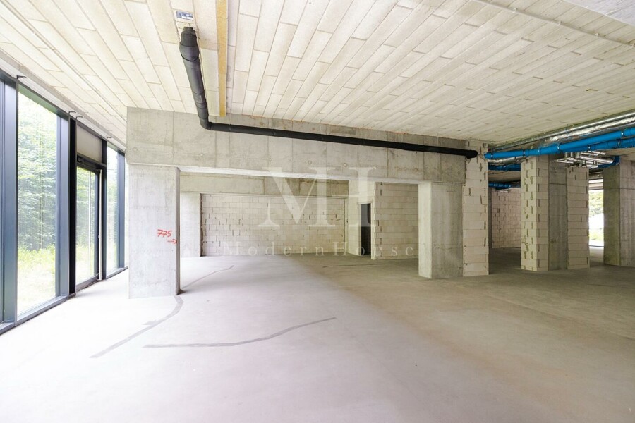 Warszawa, Grzybowska, 309 m² przy Rondzie ONZ | Witryny | Ogródek | Ciężka Gastronomia.