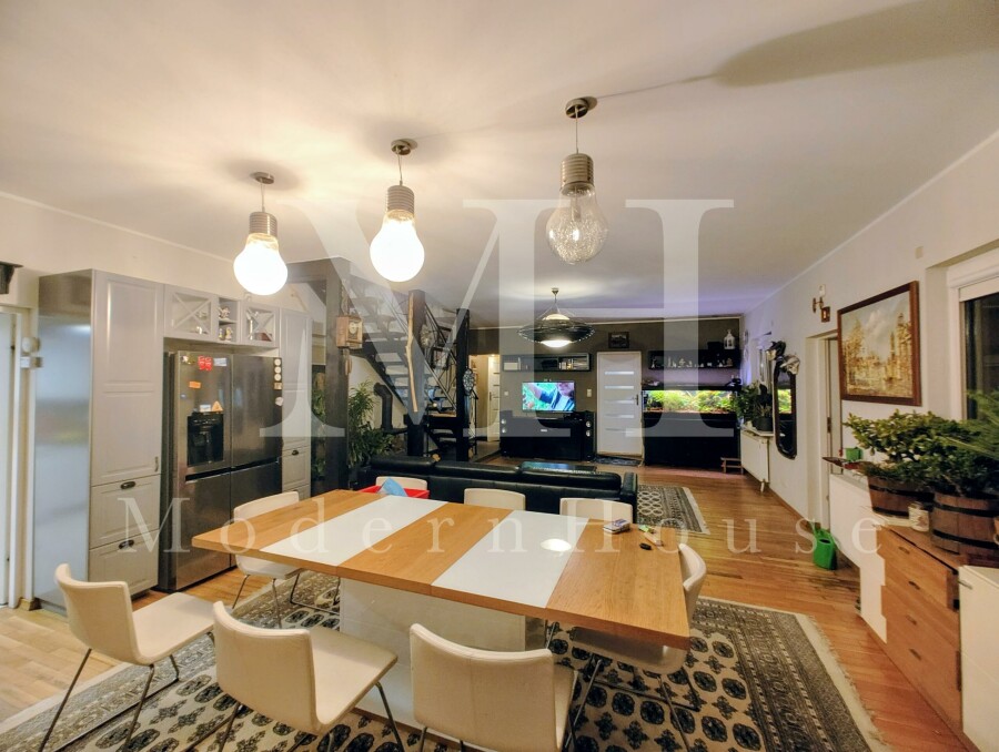Warszawa, Warszawa, Warszawa, Bakaliowa, Komfortowy dom z działką 707 m² i basenem – Praga-Południe, Gocławek