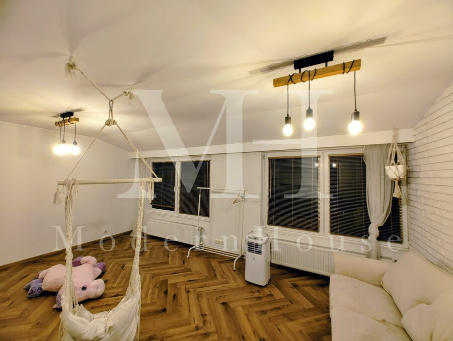 Warszawa, Warszawa, Warszawa, Bakaliowa, Komfortowy dom z działką 707 m² i basenem – Praga-Południe, Gocławek