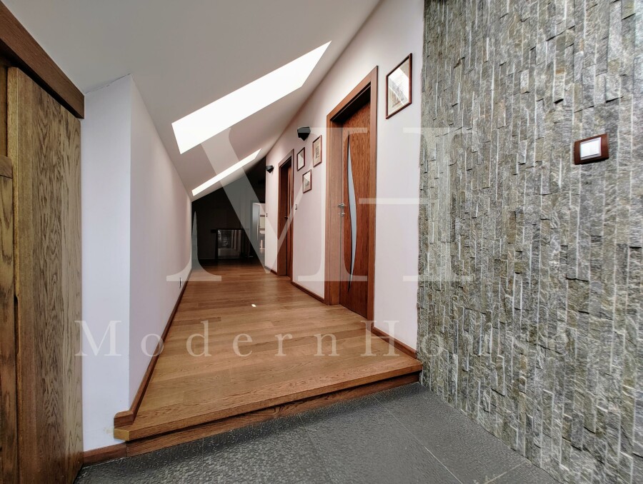 Warszawa, Wyganowska, Wyjątkowy dom w Choszczówce – 295 m² luksusu, ogród, sauna, tarasy!
