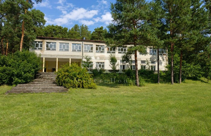 mazowieckie, węgrowski, Nieruchomość z potencjałem 3,7 ha, 1480 m2 pow. użyt. Łazy, Lochów