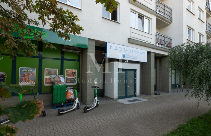 mazowieckie, Warszawa, Gotowy lokal usługowy | Duże witryny | 4 m wysokości | Wąwozowa 32