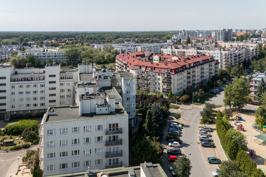 Warszawa, Gotowy lokal usługowy | Duże witryny | 4 m wysokości | Wąwozowa 32