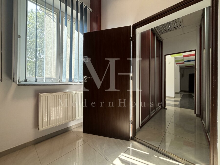Warszawa, al. Jerozolimskie, Lokal biurowo-usługowy 166 m² | Al.Jerozolimskie| 3 miejsca parkingowe