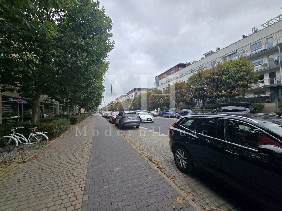 Warszawa, Sarmacka, Lokal usługowy 127 m² | Duże witryny | Świetna ekspozycja | Wilanów