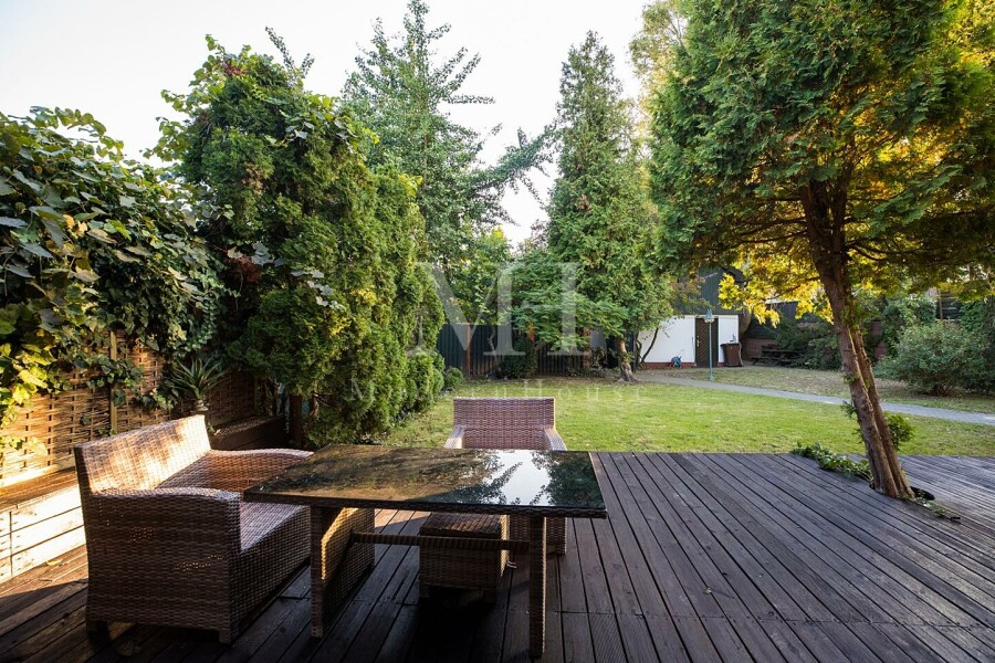 Warszawa, Karmazynowa, Dom 254 m² | Działka 663 m² | 6 pokoi | Garaż 2 auta | Ursynów