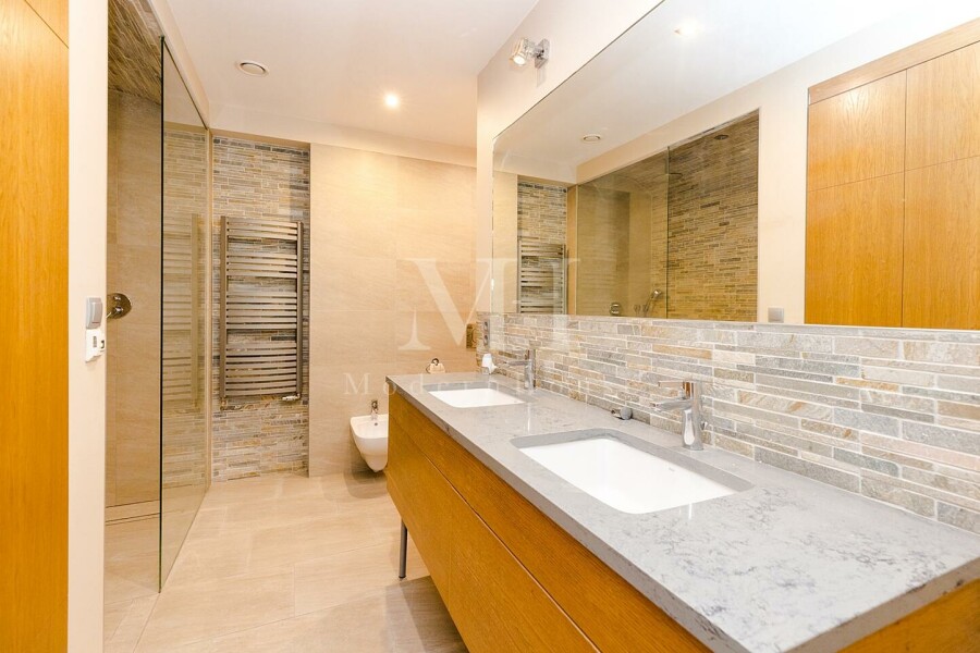 Warszawa, Karmazynowa, Dom 254 m² | Działka 663 m² | 6 pokoi | Garaż 2 auta | Ursynów