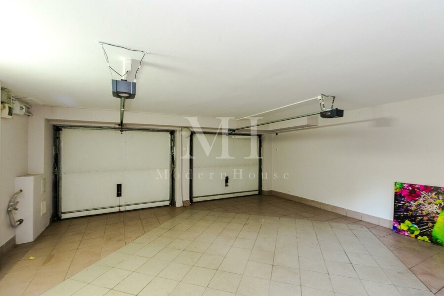 Warszawa, Karmazynowa, Dom 254 m² | Działka 663 m² | 6 pokoi | Garaż 2 auta | Ursynów