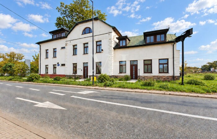 mazowieckie, Warszawa, „Budynek biurowy 648 m² – siedziba firmy przy SKM Wawer (praktyczny)”